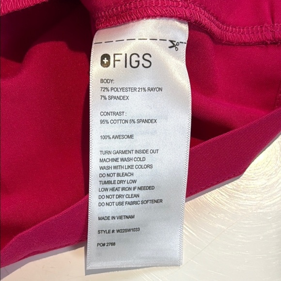 Figs Pink Fitted Short Sleeve Top Size Extra Small - Picture 7 of 7